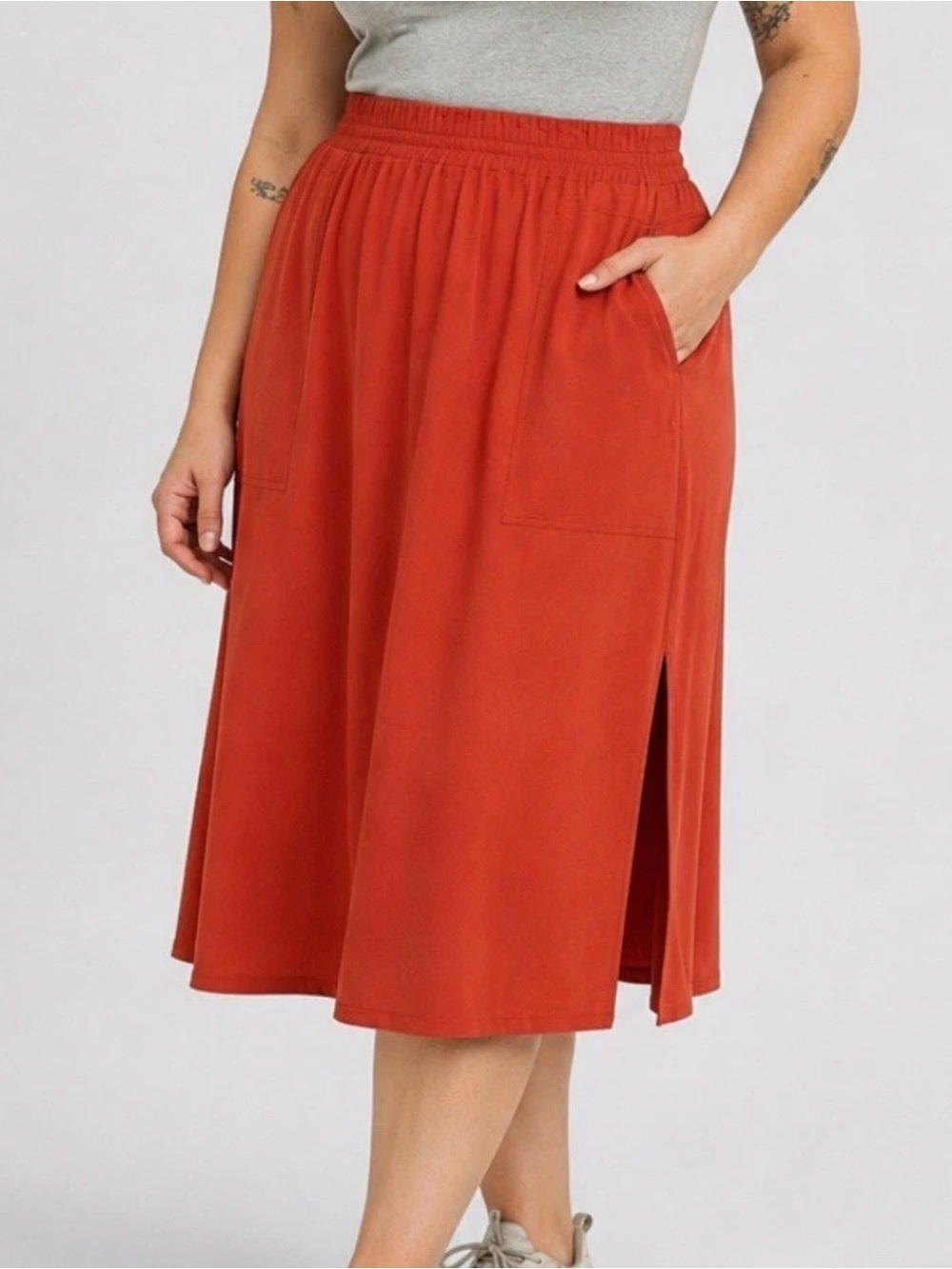 Athleta Midi Skirt Sz L Savannah Athleisure Zip Pockets Lightweight Rust Orange